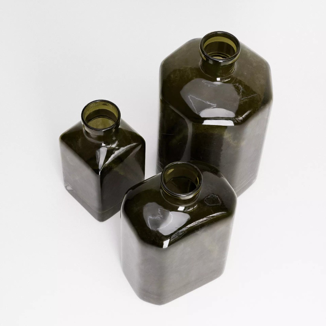 Old Bottles Set 3D Model – Low Poly Vintage Glassware, PBR Textures - View 8