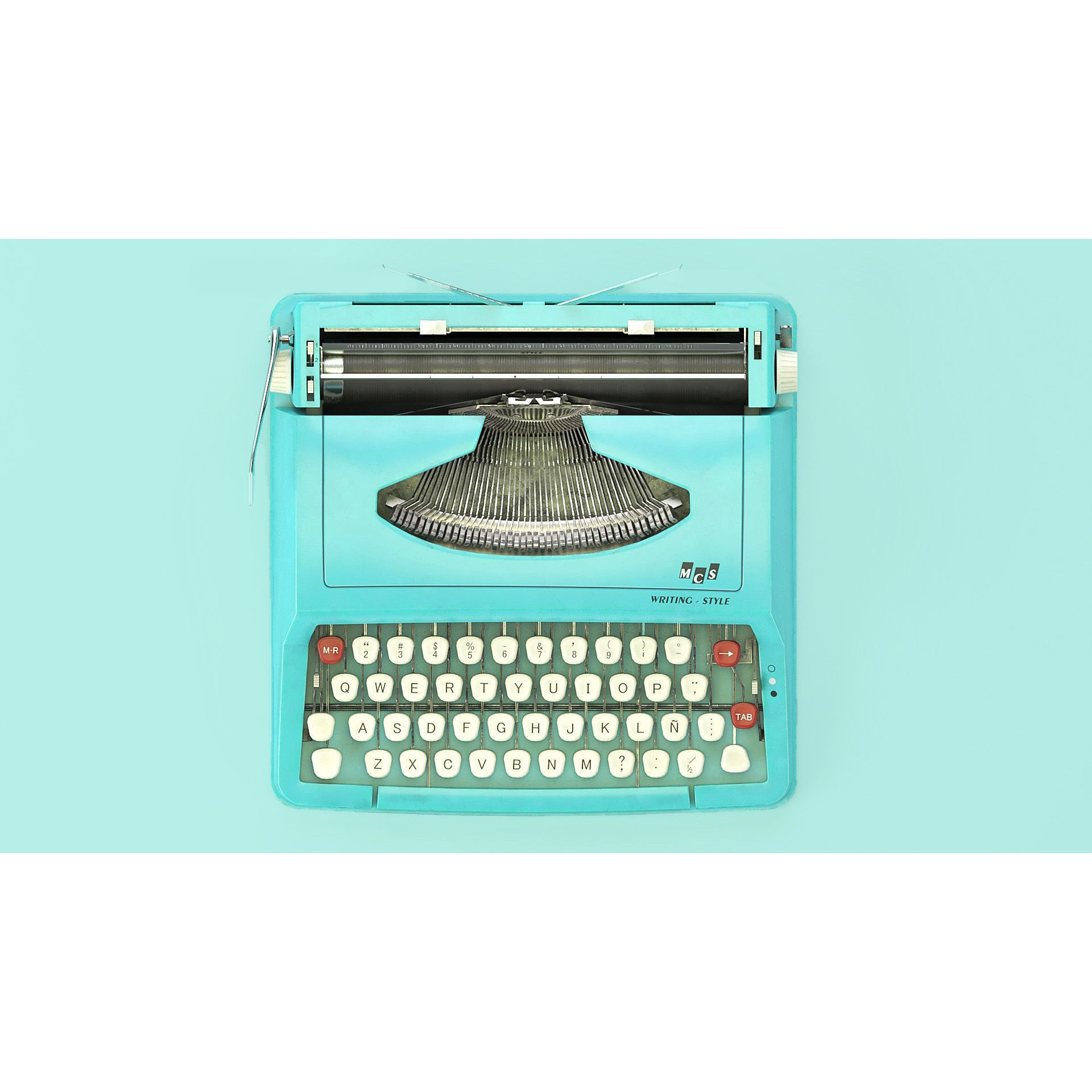 Vintage Typewriter - Low-Poly Game-Ready 3D Model - View 4