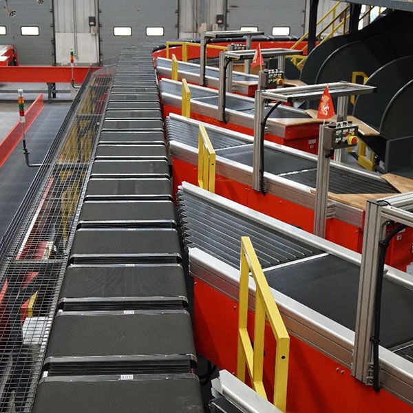 Cross Belt Sorter Conveyor 3D Model – Advanced Sorting System, Game Ready - View 10