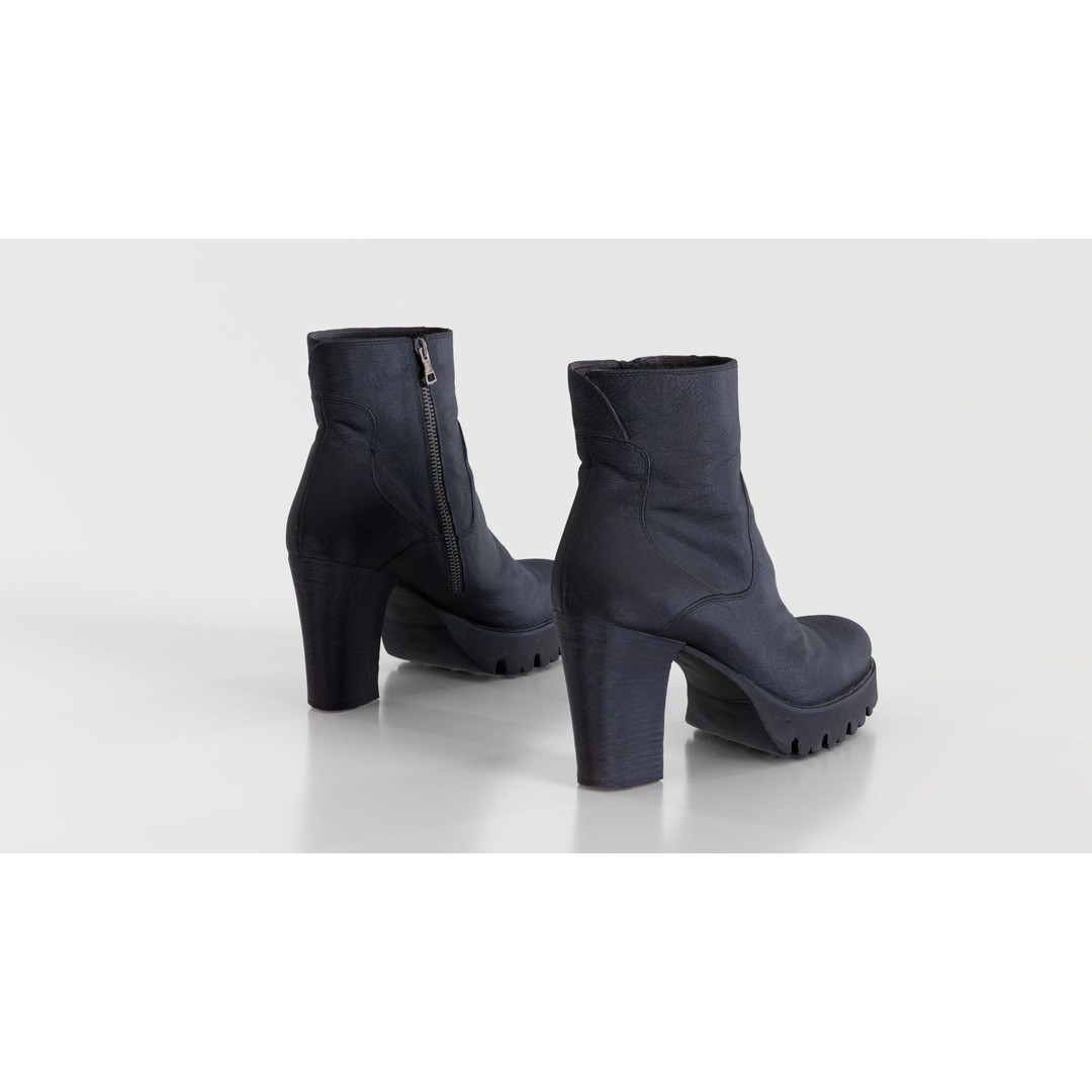 Black Leather Zipper Boots 3D Model – Low Poly Game Asset, FBX, Blender - View 3