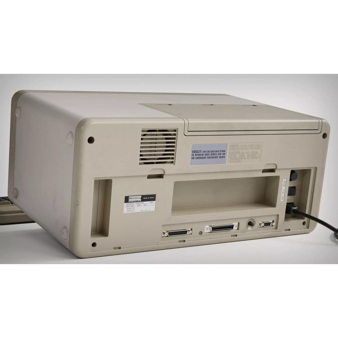 Luxdorf Retro Computer 3D Model – Low Poly Vintage PC, FBX, Blender - View 10