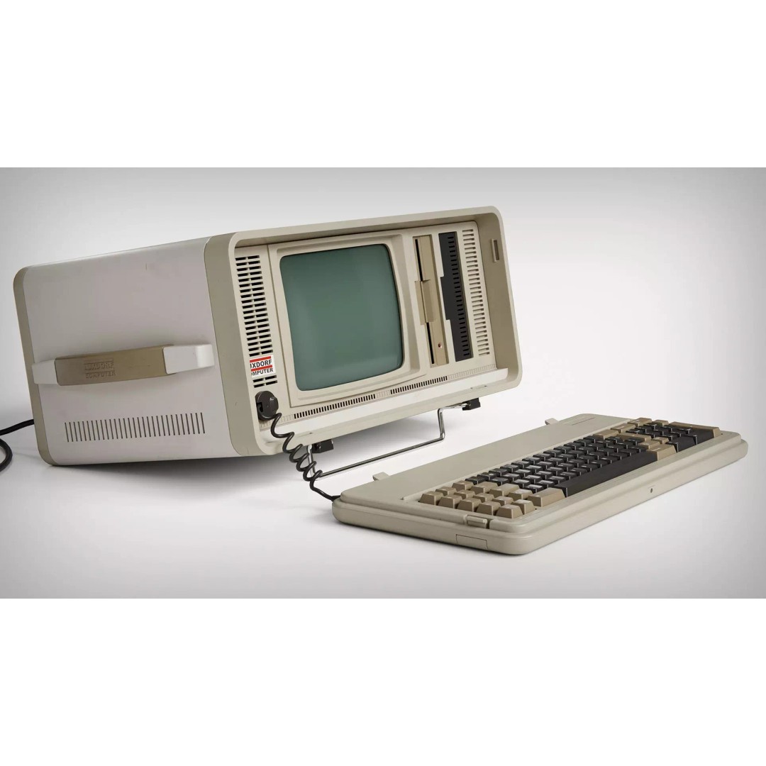 Luxdorf Retro Computer 3D Model – Low Poly Vintage PC, FBX, Blender - View 4