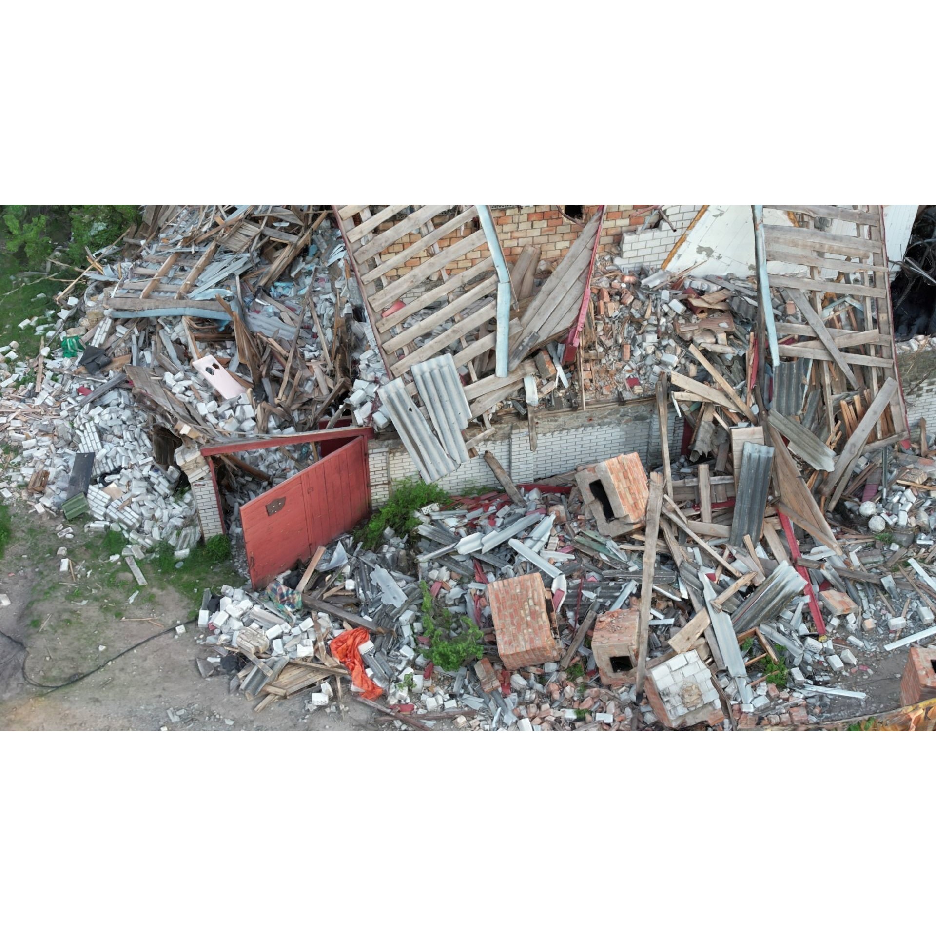 Ukraine Buildings Set - High-Quality Scanned 3D Model - View 7