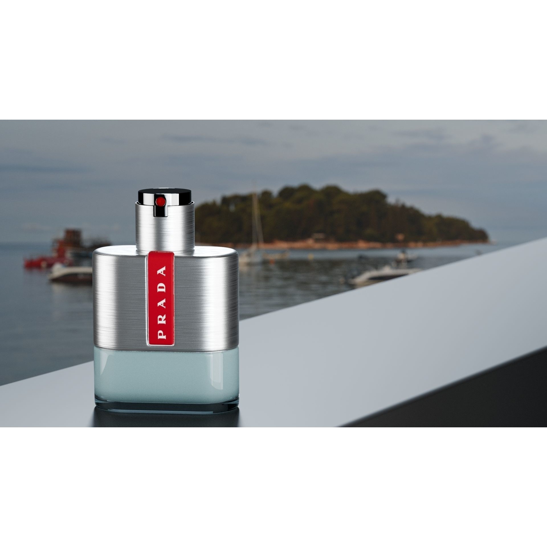 Prada Luna Rossa - Low-Poly Game-Ready 3D Model - View 8