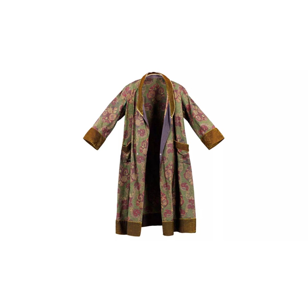 Historic Floral Robe 3D Model – Low Poly Game Asset, FBX, PBR - View 2