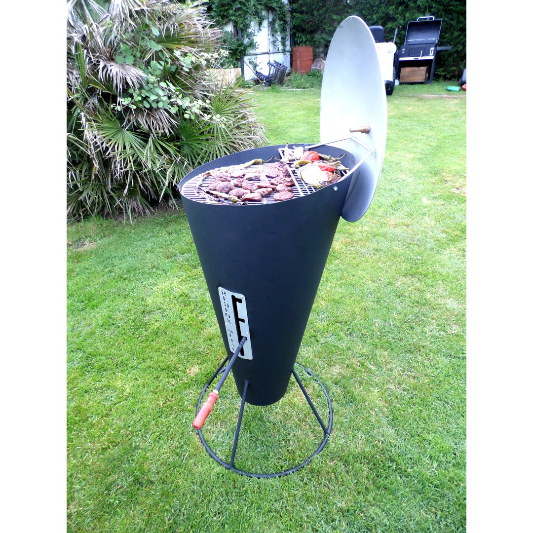 Conical BBQ 3D Model – Adjustable Charcoal Grill with PBR Textures