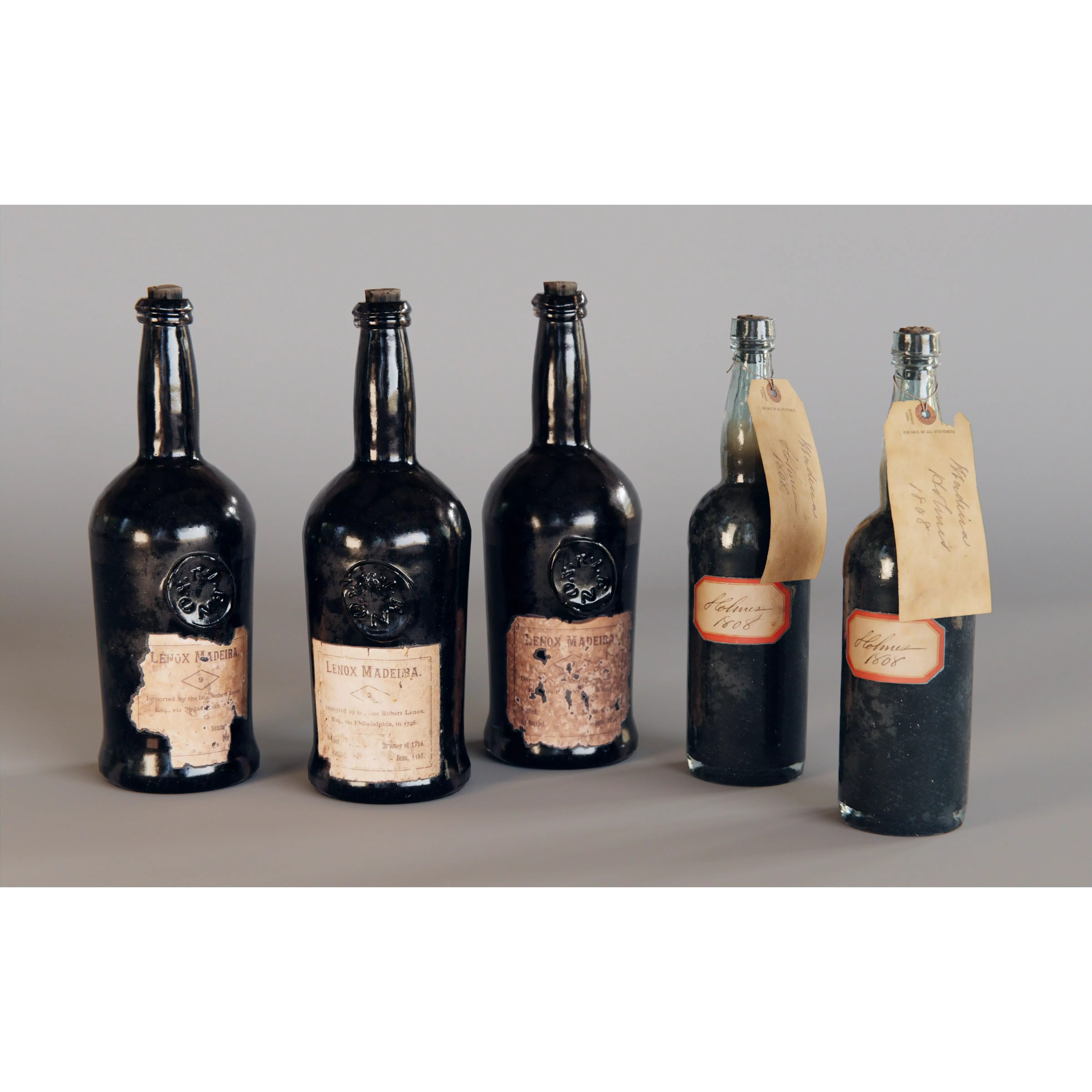 Old Wine Bottles - PBR Game-Ready 3D Model - View 2