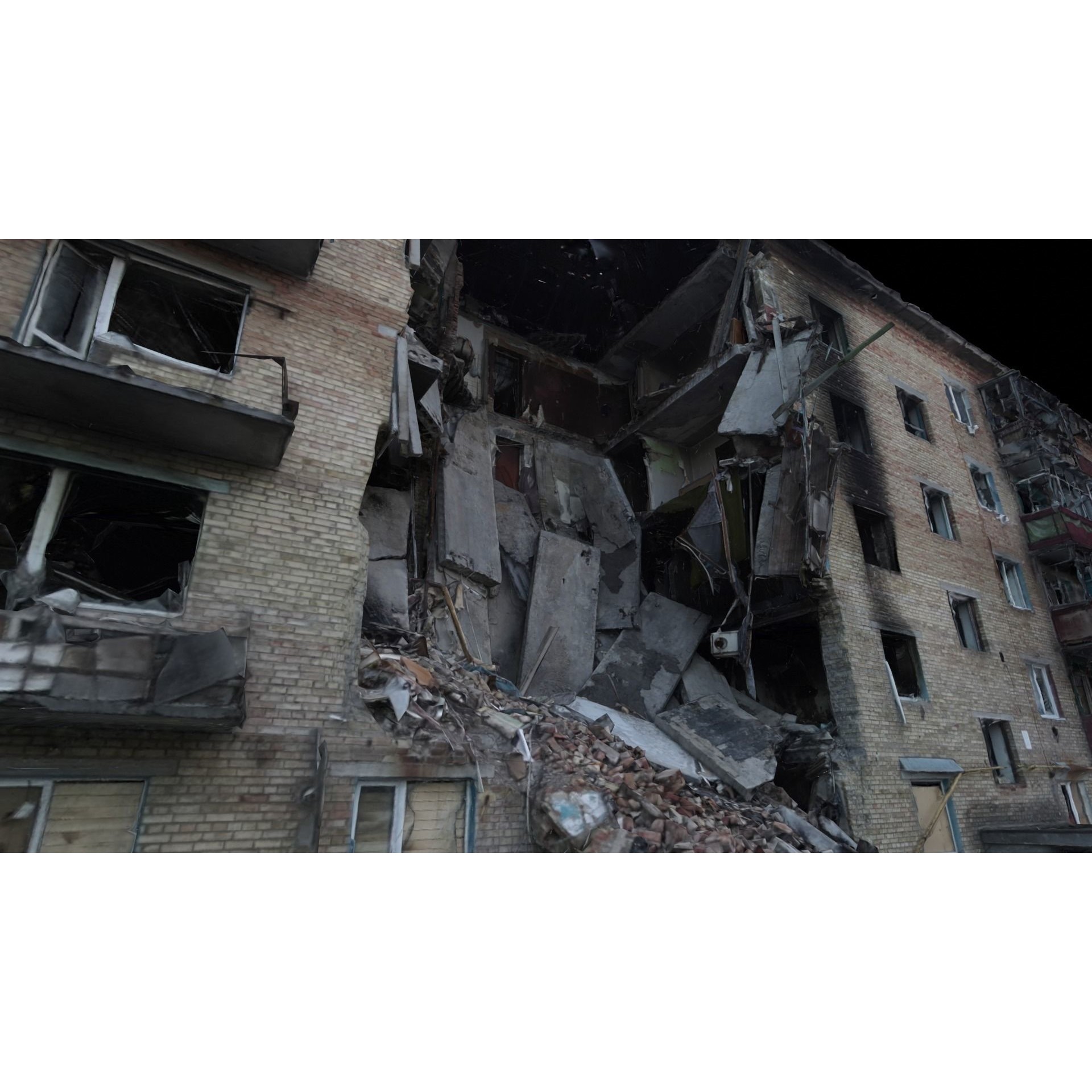 Ukrainian Buildings 3D Model – High Quality Scans, FBX & OBJ - View 17