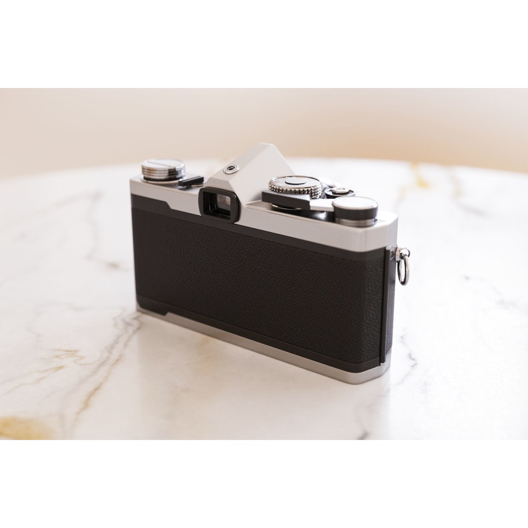 Vintage Full-Frame Camera 3D Model – High-Quality Retro Asset, FBX, Blender - View 4