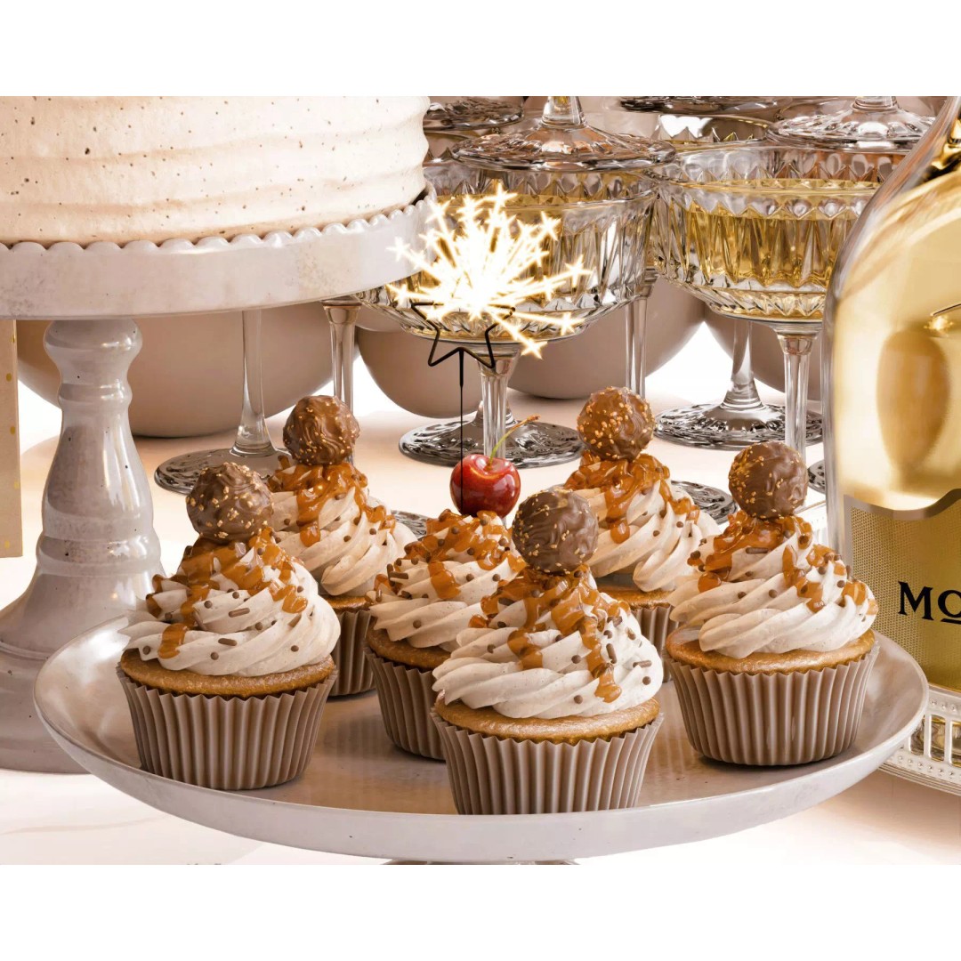 Birthday Holiday Decoration 3D Model – Festive Cakes, Balloons & Gifts - View 5
